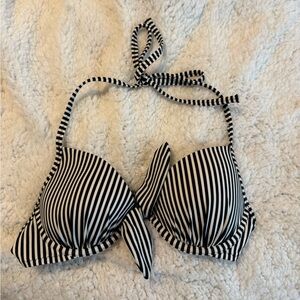 Used- good condition bikini top